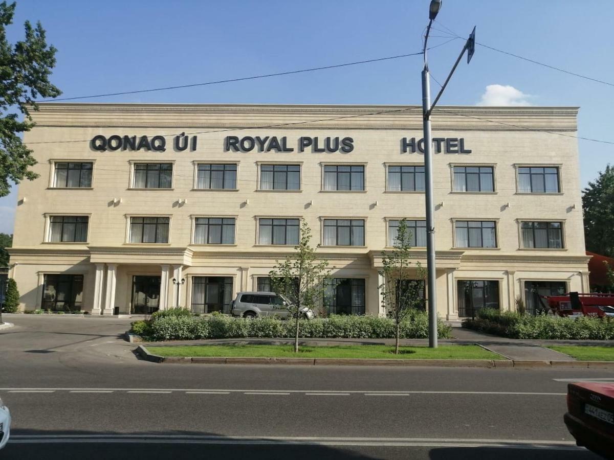Royal Plus Hotel Алма Ата Екстериор снимка